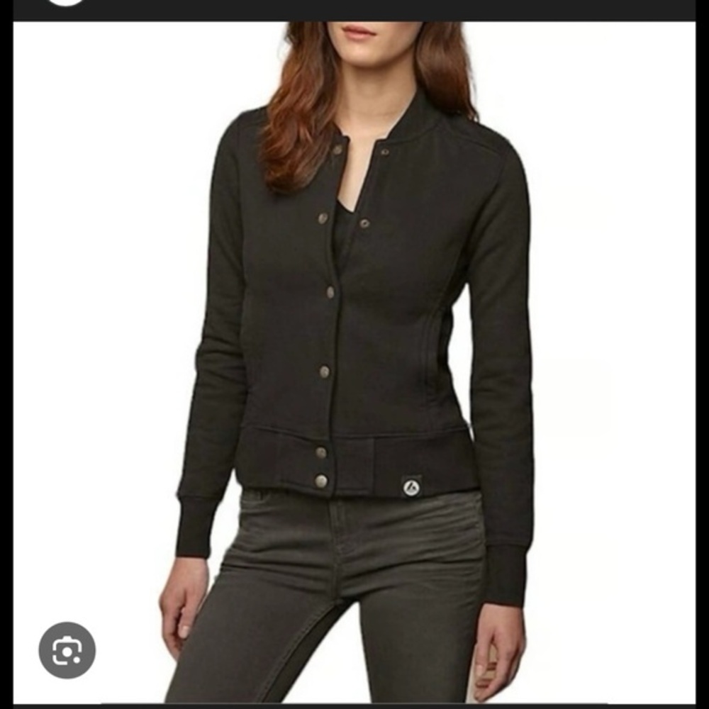 American Giant woman’s “baseball jacket sweatshirt“ 
XS Black